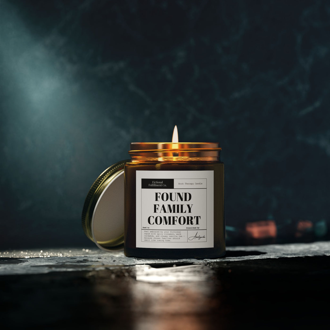 Found Family Comfort - Cinnamon Chai Scented Candle - Perfect Gift for Readers
